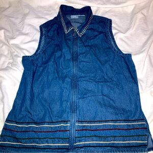 Bobbie Brooks Vest Women Large Blue Denim Cotton Full Zip Embroidered Jacket